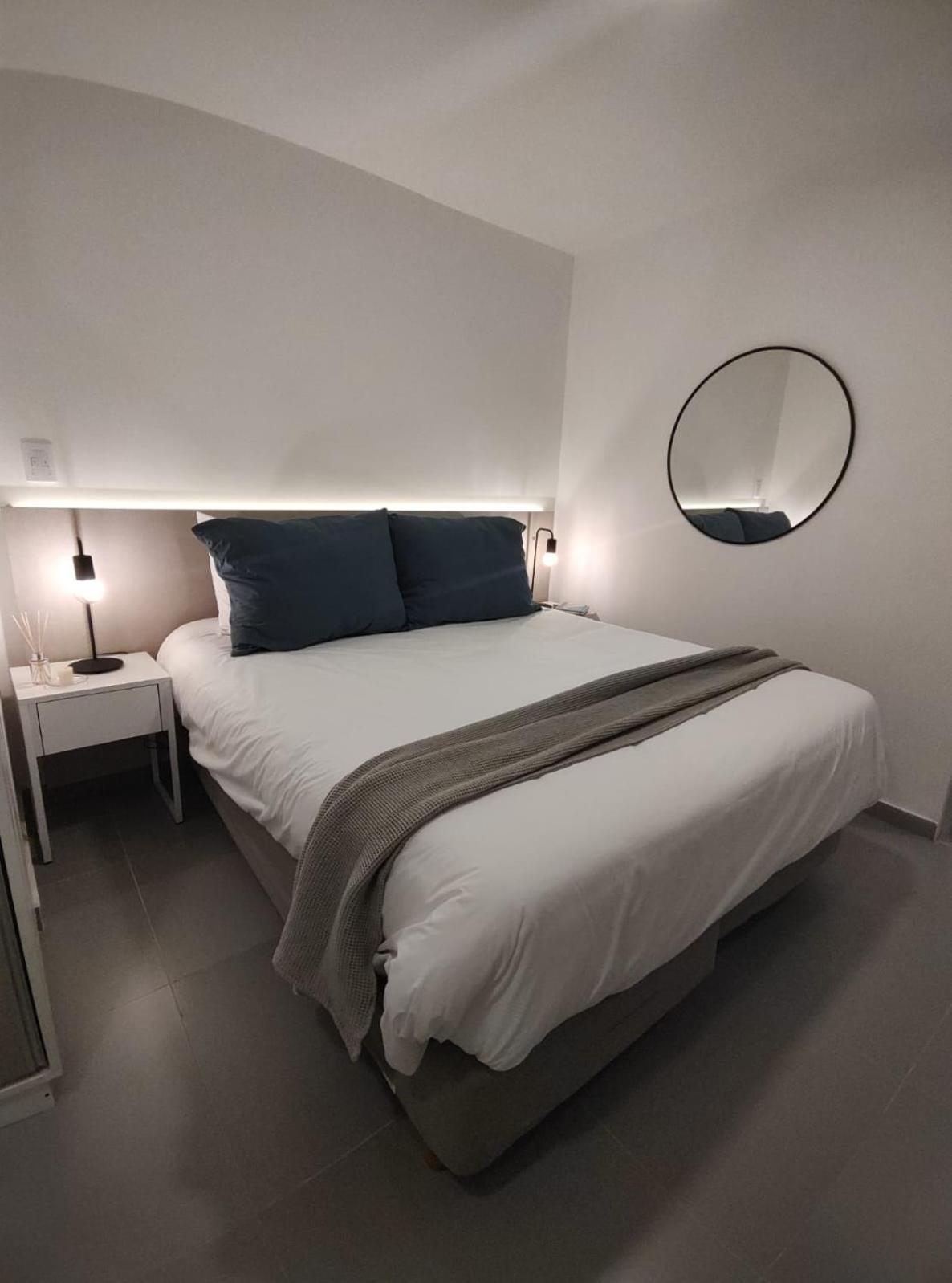 Upoint Recoleta Aparthotel Buenos Aires Exterior photo